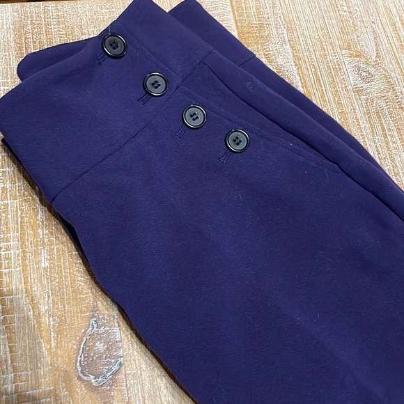 Halogen navy pants size 8 - Picture 2 of 4